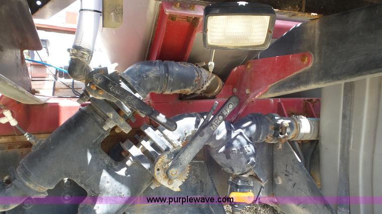 image for item L5249 2004 Case IH FLX 3010 self-propelled sprayer