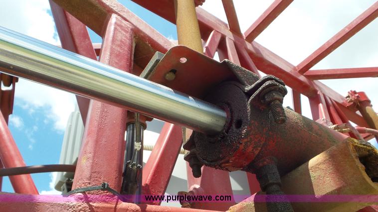 image for item L5249 2004 Case IH FLX 3010 self-propelled sprayer