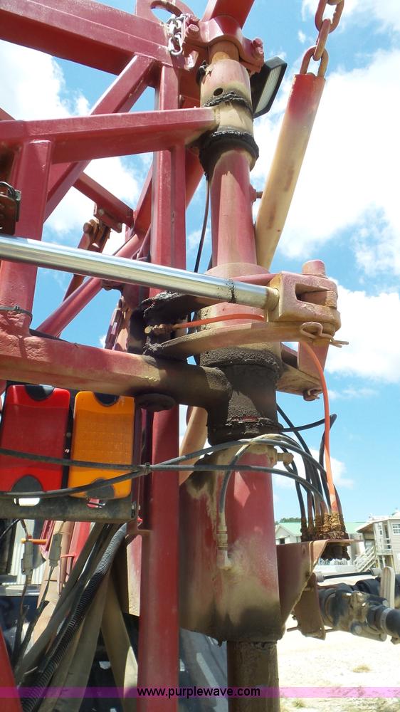 image for item L5249 2004 Case IH FLX 3010 self-propelled sprayer