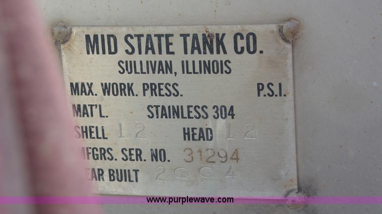 image for item L5249 2004 Case IH FLX 3010 self-propelled sprayer