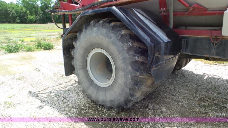 image for item L5249 2004 Case IH FLX 3010 self-propelled sprayer