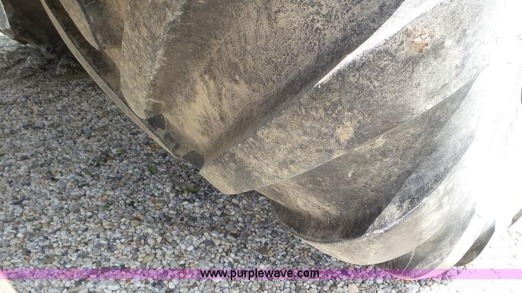 image for item L5249 2004 Case IH FLX 3010 self-propelled sprayer