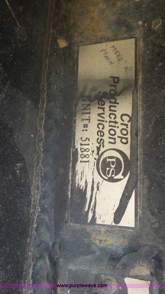 image for item L5249 2004 Case IH FLX 3010 self-propelled sprayer