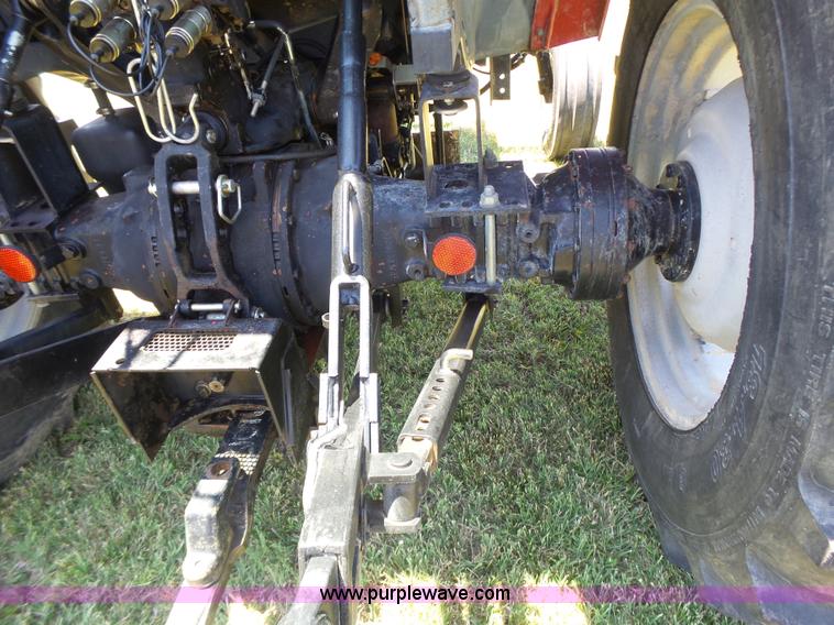 image for item L6113 1998 Massey-Ferguson 4253 tractor