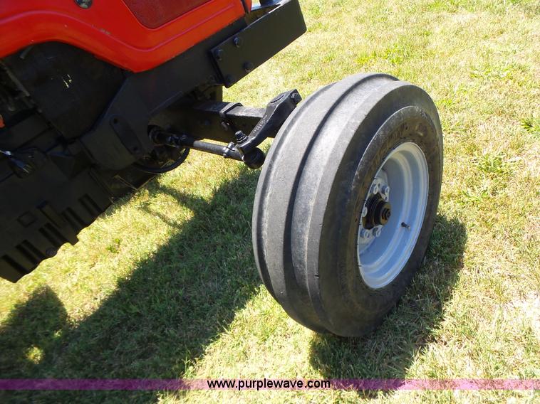 image for item L6113 1998 Massey-Ferguson 4253 tractor