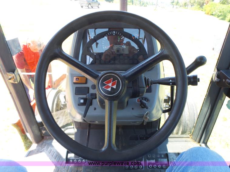 image for item L6113 1998 Massey-Ferguson 4253 tractor