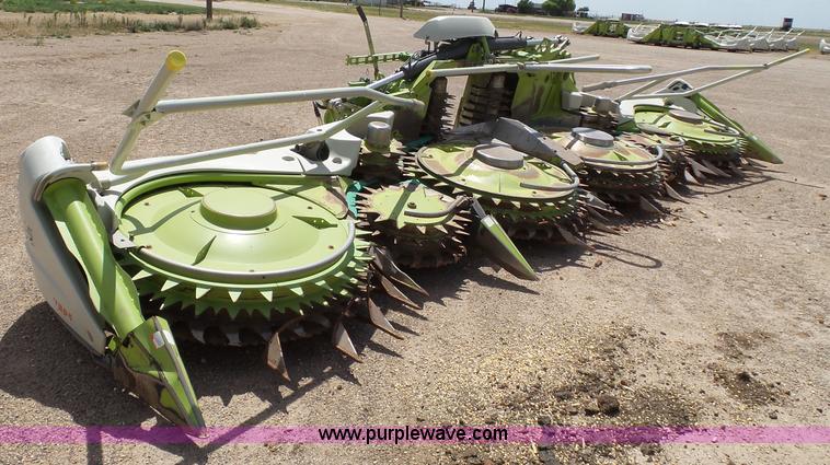 image for item L6579 2013 Claas Orbis 750 corn head