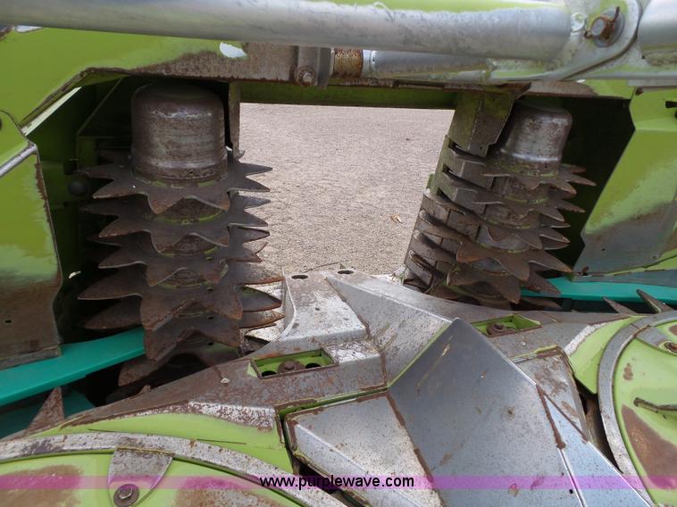 image for item L6579 2013 Claas Orbis 750 corn head