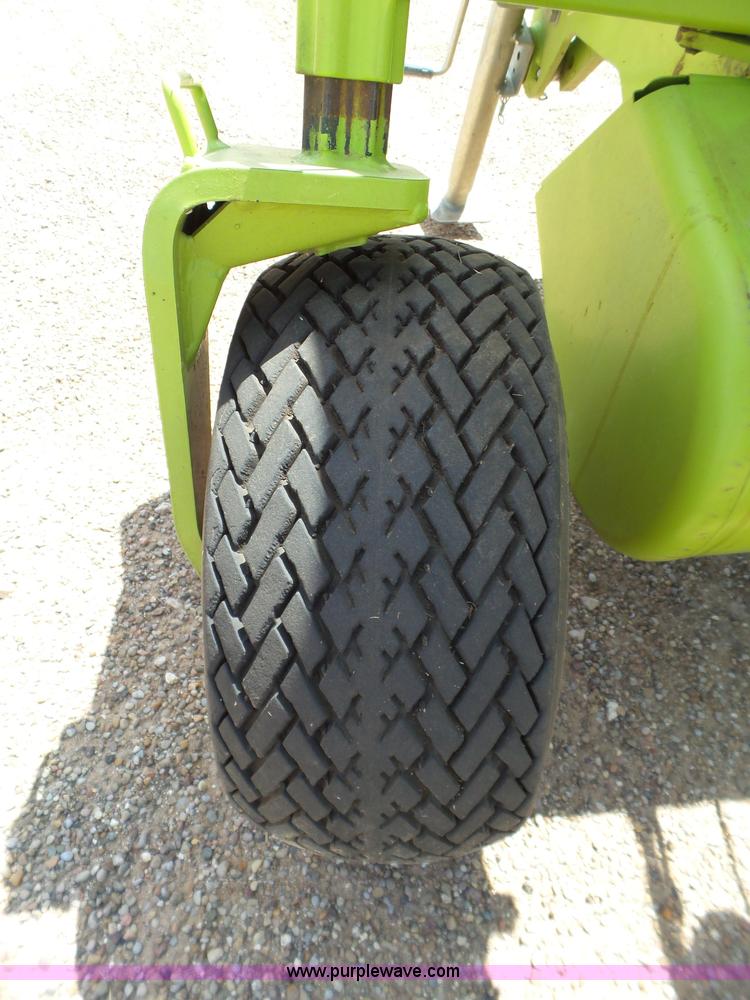 image for item L6580 2013 Claas 380 forage head