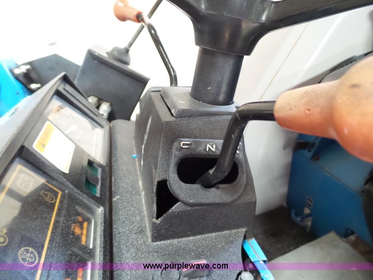 image for item L6590 1998 New Holland 2120 MFWD tractor