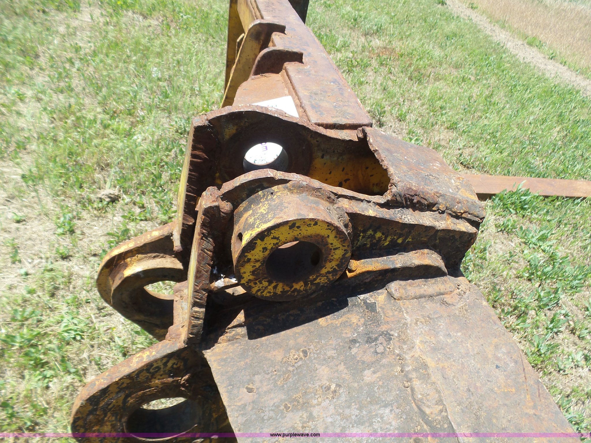 Pemberton WA320 forks in Sublette, KS Item J6077 sold Purple Wave