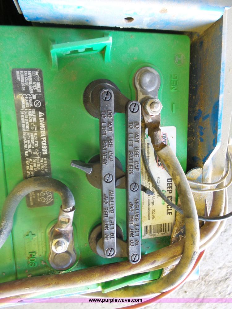 image for item AL9149 2001 Genie GS-1930 scissor lift