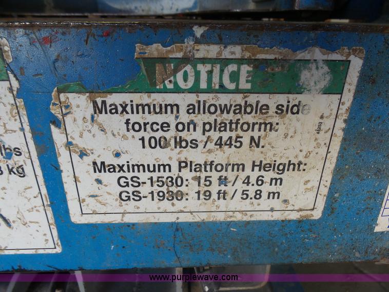 image for item AL9149 2001 Genie GS-1930 scissor lift