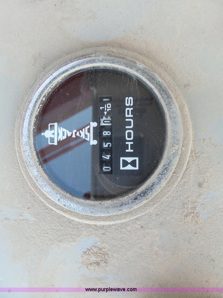 image for item AL9150 1997 Sky Jack III 4626 scissor lift