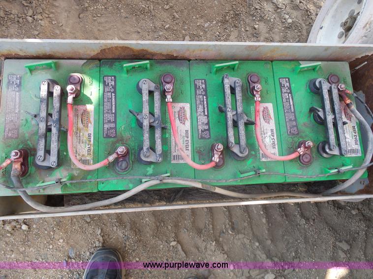 image for item AL9150 1997 Sky Jack III 4626 scissor lift