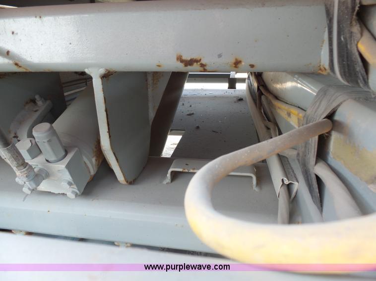 image for item AL9150 1997 Sky Jack III 4626 scissor lift