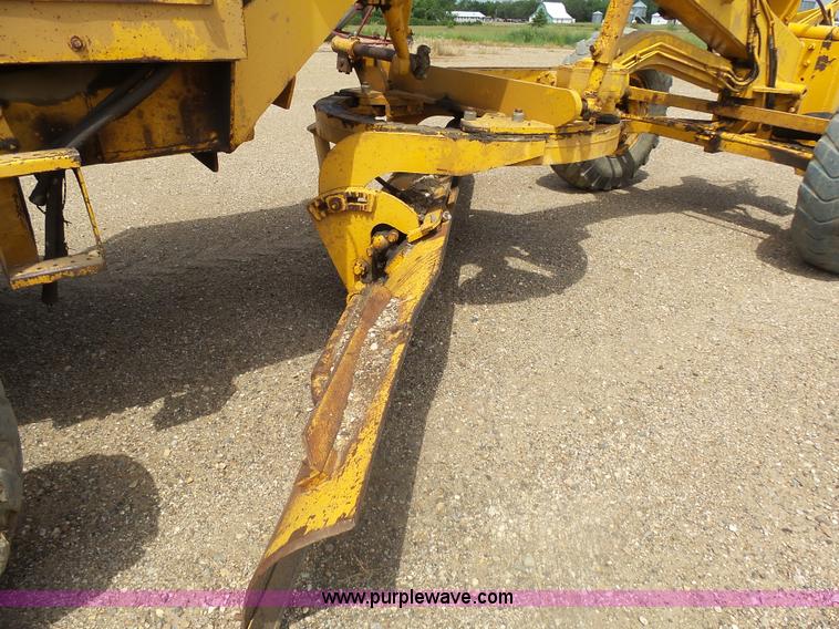 image for item AL9156 Galion 160 Series L motor grader