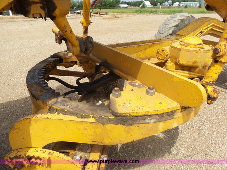image for item AL9156 Galion 160 Series L motor grader