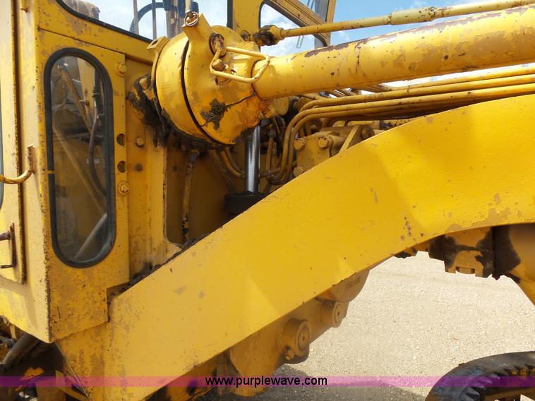 image for item AL9156 Galion 160 Series L motor grader