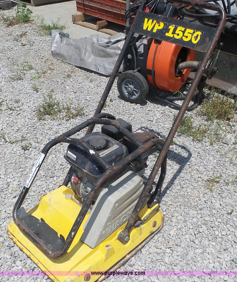 image for item BX9091 1998 Wacker WP1550A plate compactor