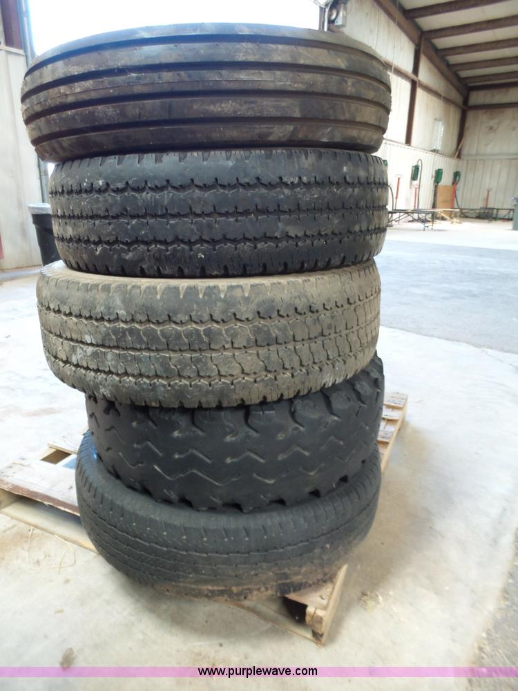 image for item BZ9158 Tires