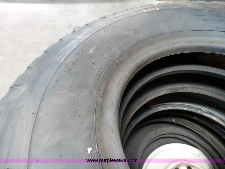 image for item BZ9159 Truck tires