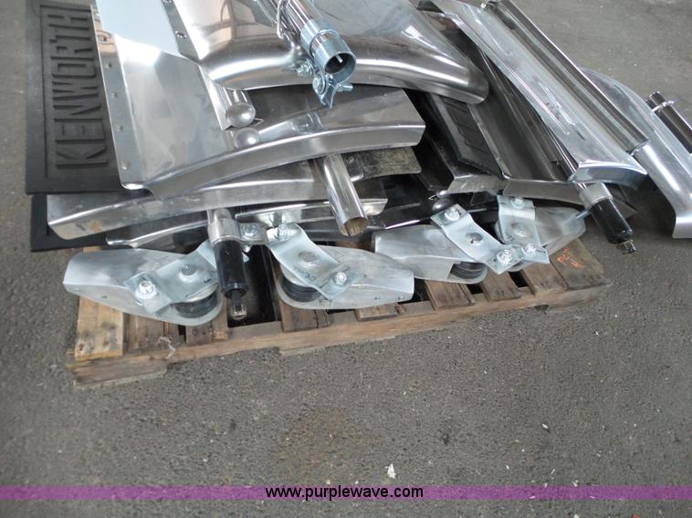 image for item BZ9163 Truck parts