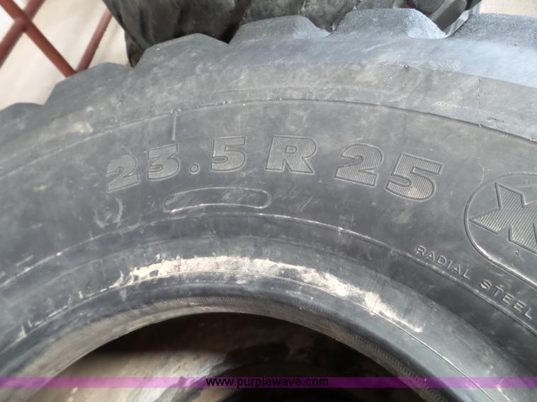 image for item BZ9168 10 equipment tires