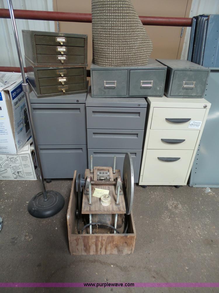 image for item BZ9170 Office furniture