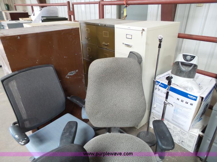 image for item BZ9170 Office furniture