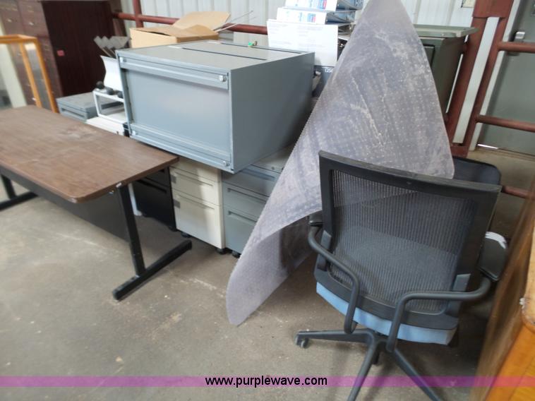 image for item BZ9170 Office furniture