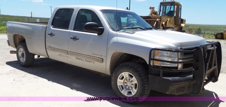 image for item BZ9173 2009 Chevrolet Silverado 2500HD Crew Cab pickup truck