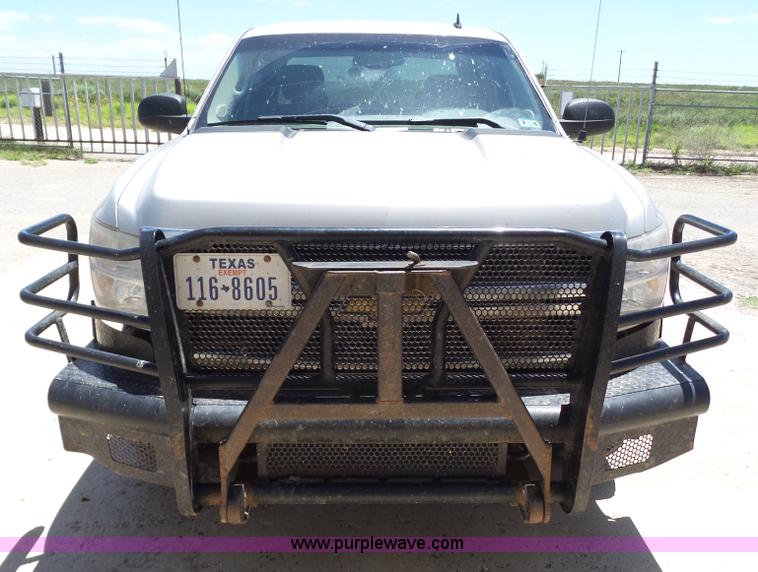 image for item BZ9173 2009 Chevrolet Silverado 2500HD Crew Cab pickup truck