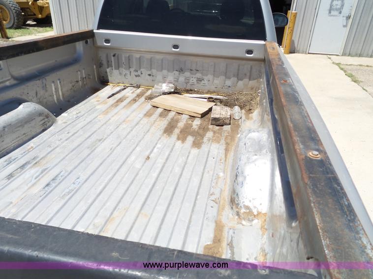 image for item BZ9173 2009 Chevrolet Silverado 2500HD Crew Cab pickup truck