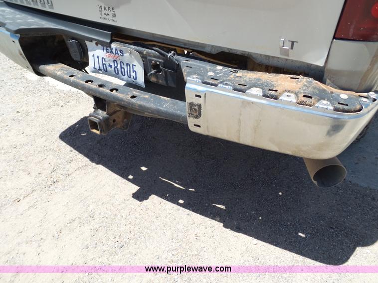 image for item BZ9173 2009 Chevrolet Silverado 2500HD Crew Cab pickup truck