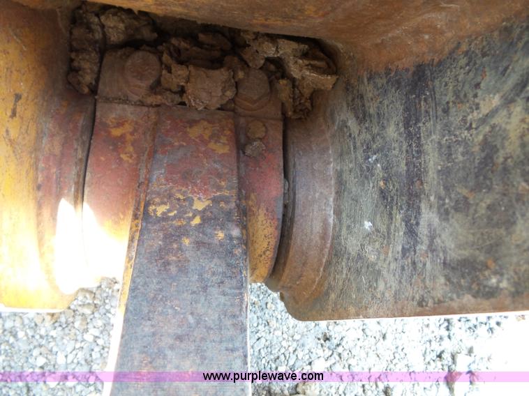 image for item J4878 1986 Caterpillar 963 LGP track loader