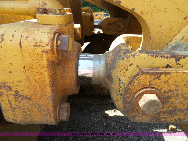 image for item J4878 1986 Caterpillar 963 LGP track loader