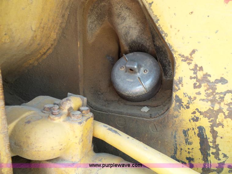 image for item J4878 1986 Caterpillar 963 LGP track loader