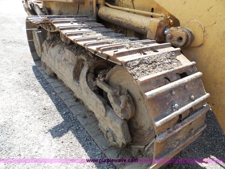 image for item J4878 1986 Caterpillar 963 LGP track loader