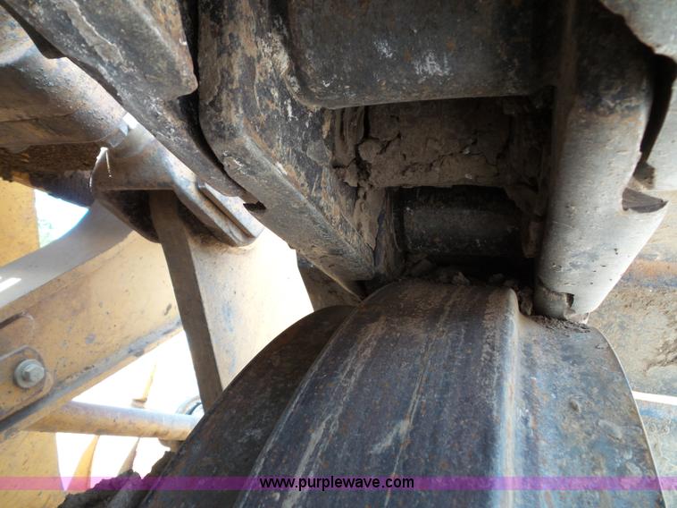 image for item J4878 1986 Caterpillar 963 LGP track loader