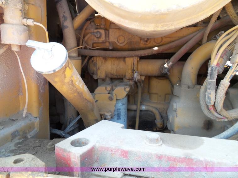 image for item J4878 1986 Caterpillar 963 LGP track loader