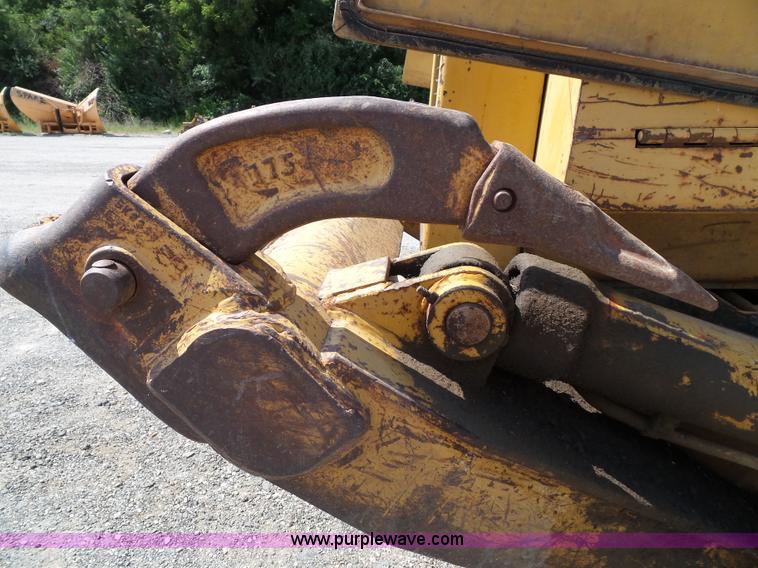 image for item J4878 1986 Caterpillar 963 LGP track loader