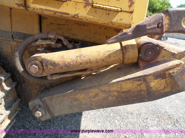 image for item J4878 1986 Caterpillar 963 LGP track loader