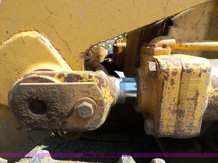 image for item J4878 1986 Caterpillar 963 LGP track loader