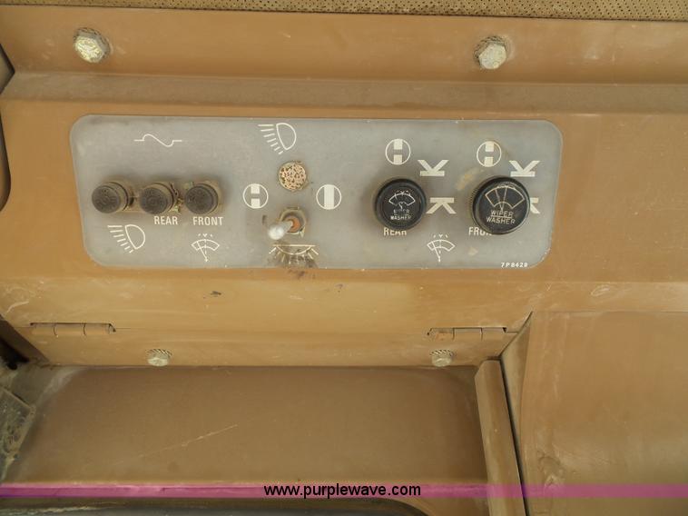 image for item J4878 1986 Caterpillar 963 LGP track loader