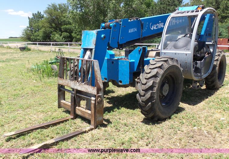 image for item J6012 2007 Genie GTH-644 telehandler