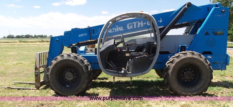 image for item J6012 2007 Genie GTH-644 telehandler