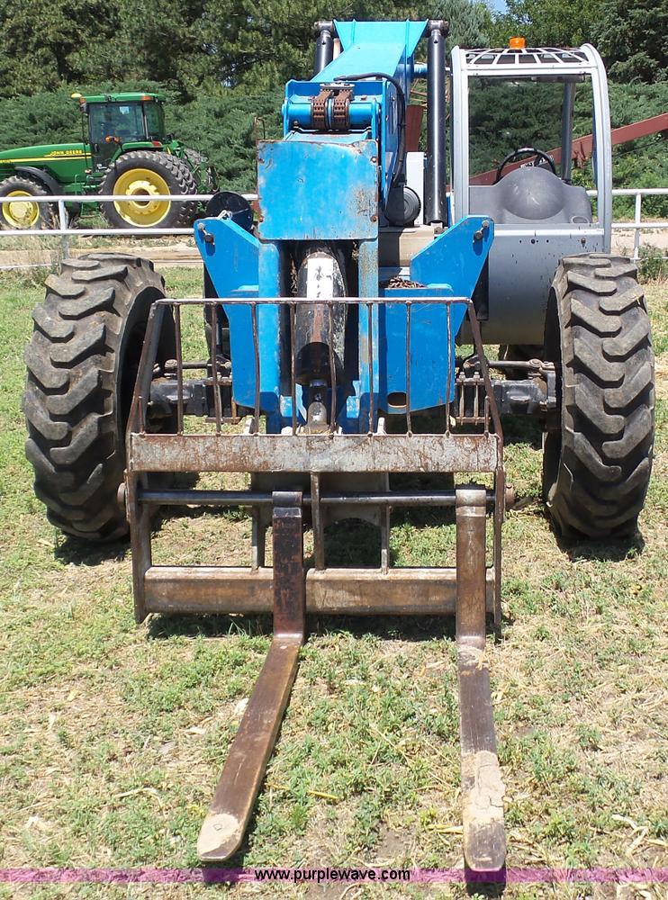 image for item J6012 2007 Genie GTH-644 telehandler