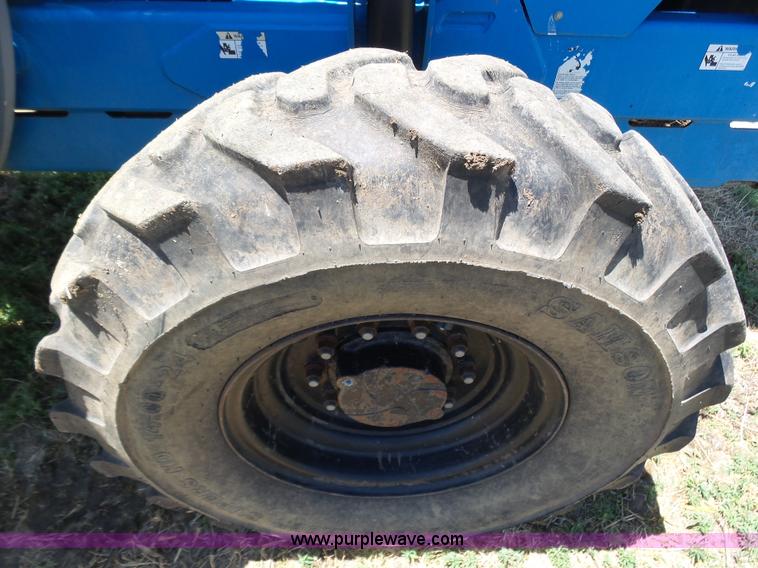 image for item J6012 2007 Genie GTH-644 telehandler