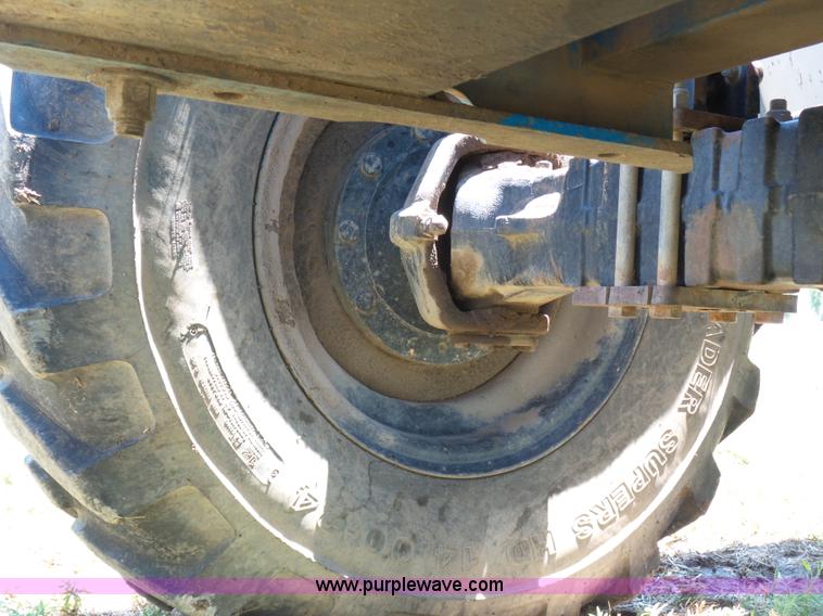 image for item J6012 2007 Genie GTH-644 telehandler